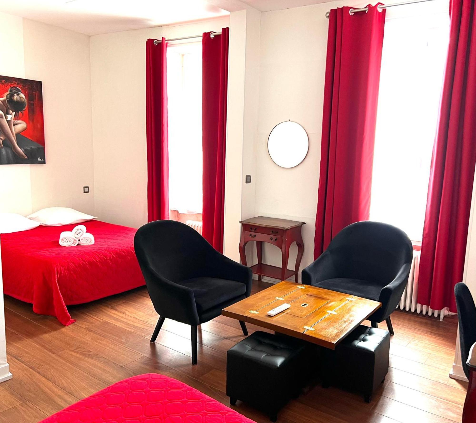 שרבורג Hotel De La Gare מראה חיצוני תמונה