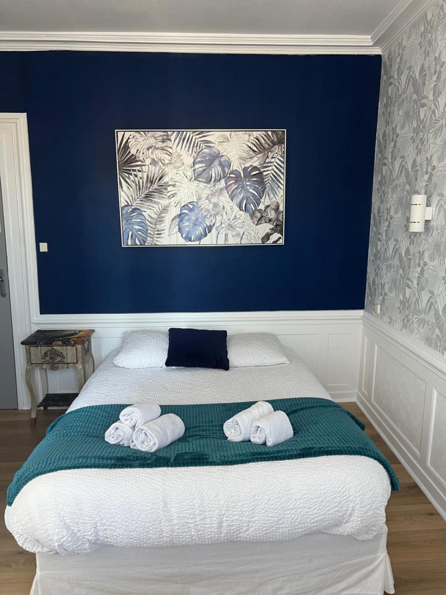 שרבורג Hotel De La Gare מראה חיצוני תמונה