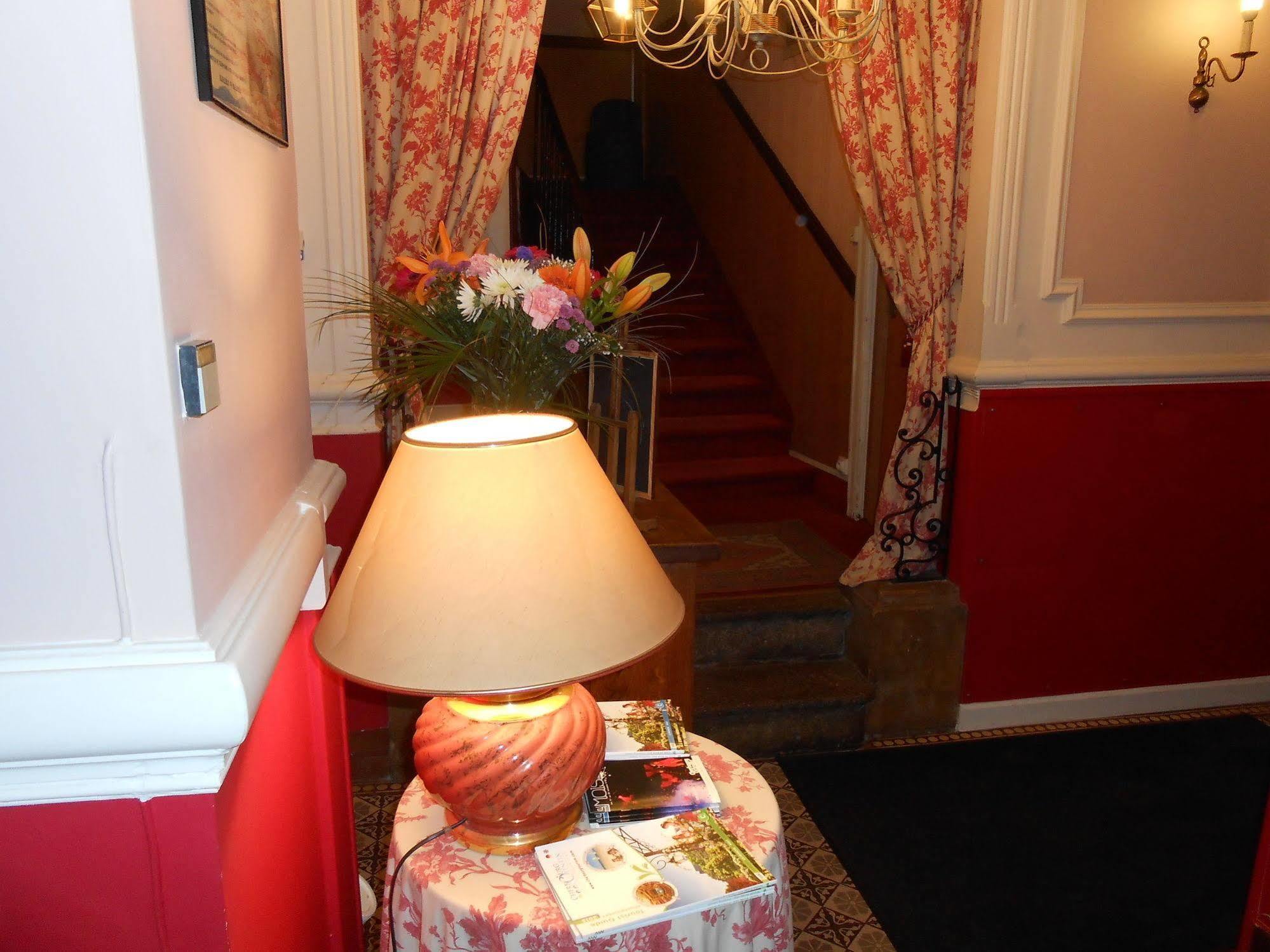 שרבורג Hotel De La Gare מראה חיצוני תמונה